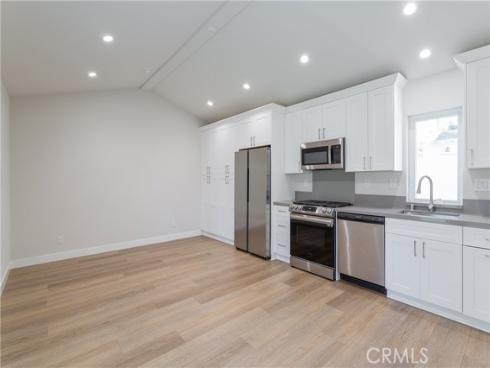 264 Walnut Street, Costa Mesa, CA