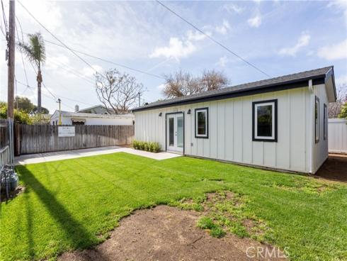 264 Walnut Street, Costa Mesa, CA