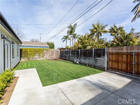 264 Walnut Street, Costa Mesa, CA