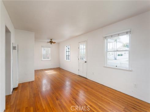 264 Walnut Street, Costa Mesa, CA