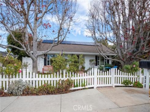 226 Santa Isabel Avenue, Costa Mesa, CA