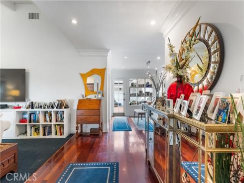 226 Santa Isabel Avenue, Costa Mesa, CA