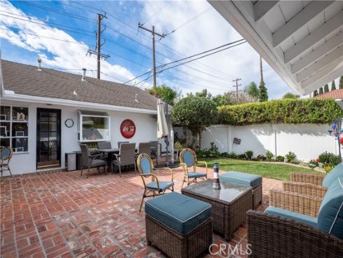 226 Santa Isabel Avenue, Costa Mesa, CA