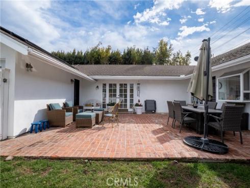 226 Santa Isabel Avenue, Costa Mesa, CA