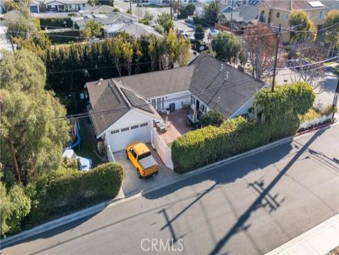 226 Santa Isabel Avenue, Costa Mesa, CA
