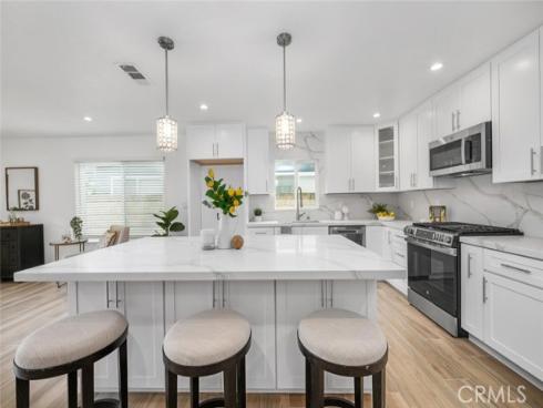 3154 Kerry Lane, Costa Mesa, CA