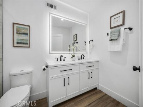 3154 Kerry Lane, Costa Mesa, CA