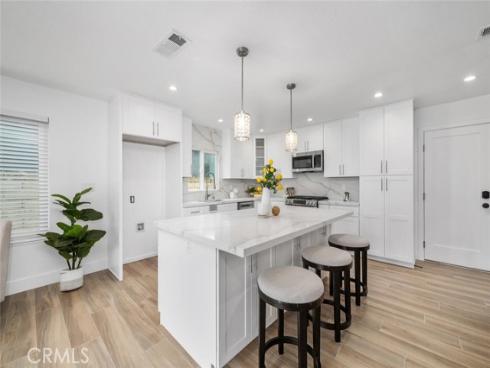 3154 Kerry Lane, Costa Mesa, CA