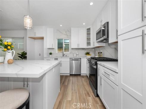 3154 Kerry Lane, Costa Mesa, CA