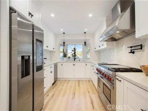 2801 Europa Drive, Costa Mesa, CA