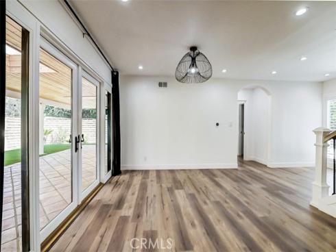 380 Mira Loma Pl , Costa Mesa, CA