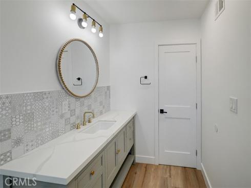 380 Mira Loma Pl , Costa Mesa, CA