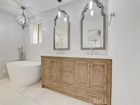 380 Mira Loma Pl , Costa Mesa, CA