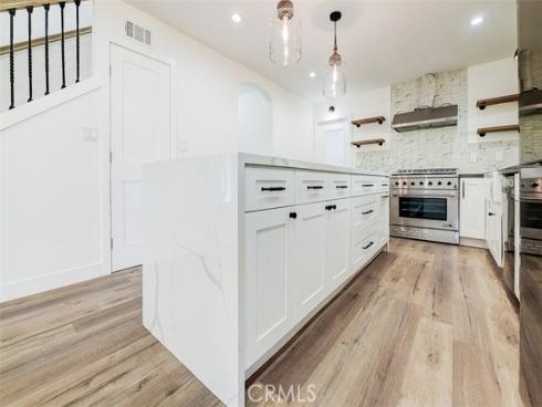 380 Mira Loma Pl , Costa Mesa, CA