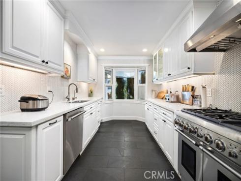 2870 Boa Vista Drive, Costa Mesa, CA