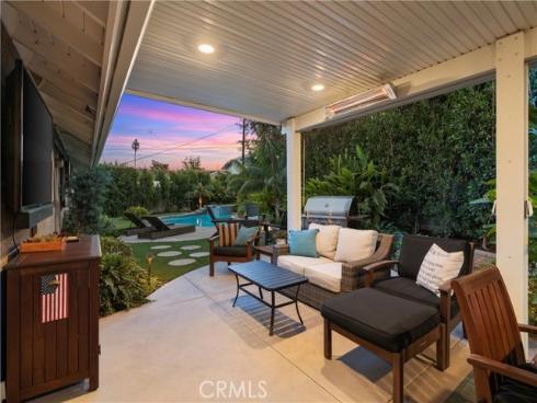 2873  Regis   Lane, Costa Mesa, CA