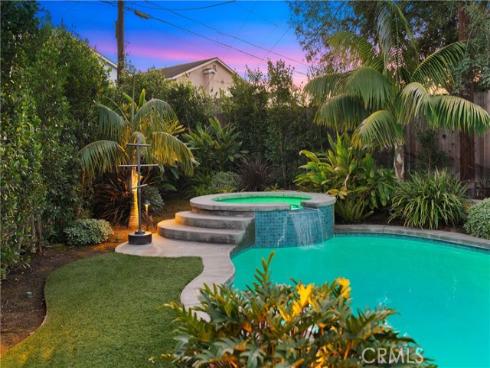 2873  Regis   Lane, Costa Mesa, CA