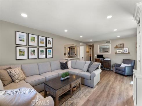 2873  Regis   Lane, Costa Mesa, CA