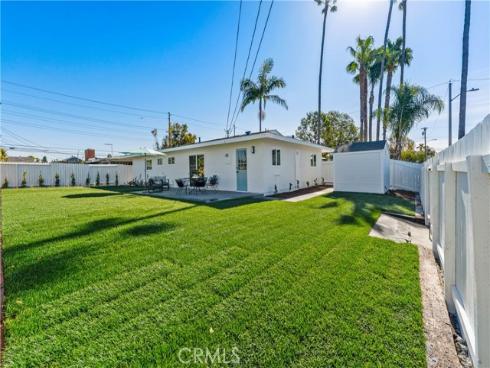 208  Amherst   Place, Costa Mesa, CA