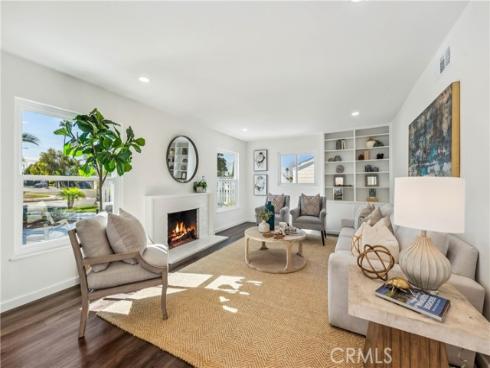 208  Amherst   Place, Costa Mesa, CA