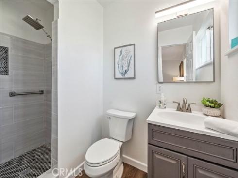 208  Amherst   Place, Costa Mesa, CA