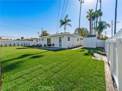 208  Amherst   Place, Costa Mesa, CA