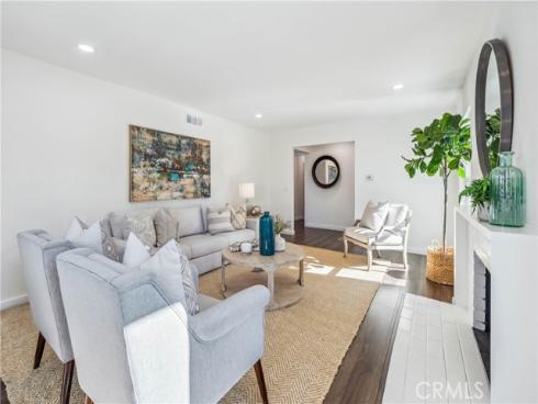 208  Amherst   Place, Costa Mesa, CA