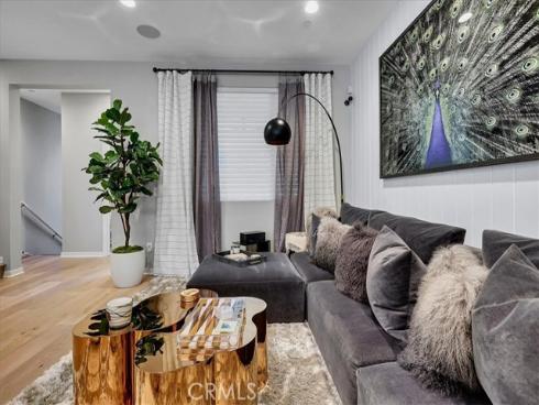 330 Ford Road, Costa Mesa, CA