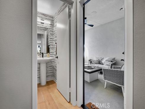 330 Ford Road, Costa Mesa, CA