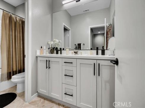 330 Ford Road, Costa Mesa, CA