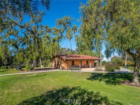 1914 Suva Circle, Costa Mesa, CA