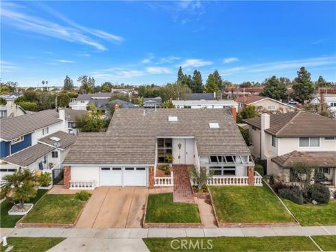 1914  Suva   Circle, Costa Mesa, CA