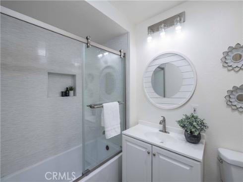 921 Dahlia Avenue, Costa Mesa, CA