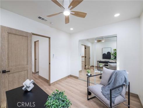 921 Dahlia Avenue, Costa Mesa, CA