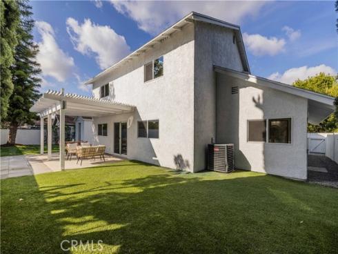 921 Dahlia Avenue, Costa Mesa, CA