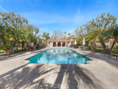 3005 Club House Circle , Costa Mesa, CA