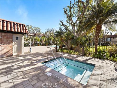 3005 Club House Circle , Costa Mesa, CA