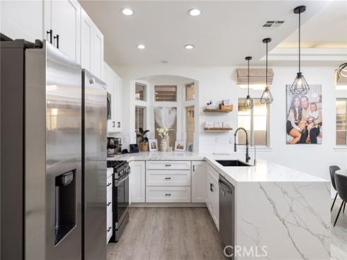 2295 La Playa Drive , Costa Mesa, CA