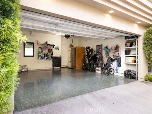 2295 La Playa Drive , Costa Mesa, CA