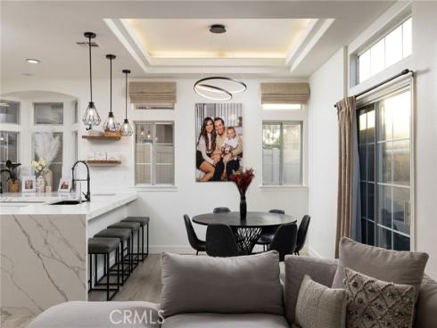 2295 La Playa Drive , Costa Mesa, CA