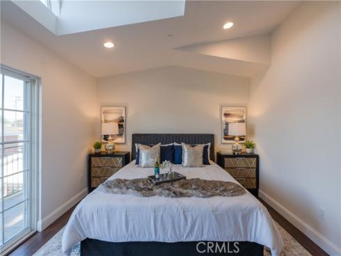 1984 Orange Avenue, Costa Mesa, CA