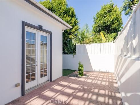 1984 Orange Avenue, Costa Mesa, CA