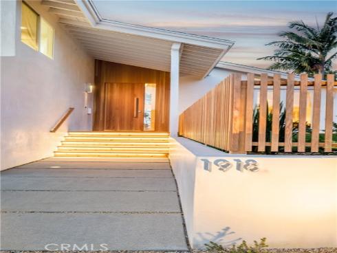 1918 Kauai Drive, Costa Mesa, CA