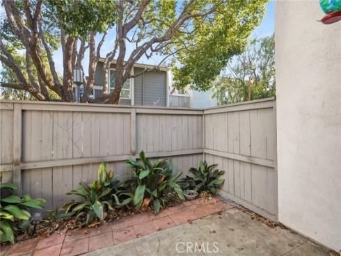 617 Brookview 53 Way, Costa Mesa, CA