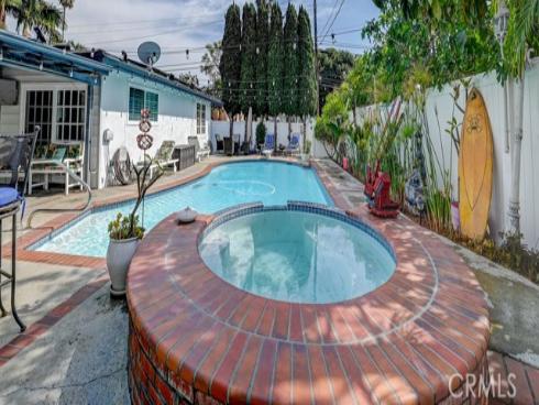 3067 Trinity Drive, Costa Mesa, CA