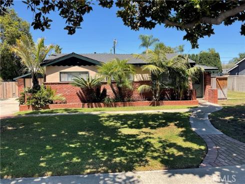 268 E 18th   Street, Costa Mesa, CA
