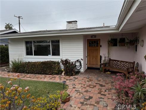272 Bucknell Road, Costa Mesa, CA