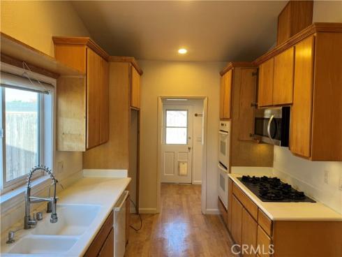 272 Bucknell Road, Costa Mesa, CA