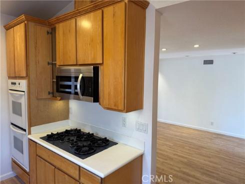 272 Bucknell Road, Costa Mesa, CA