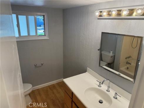 272 Bucknell Road, Costa Mesa, CA